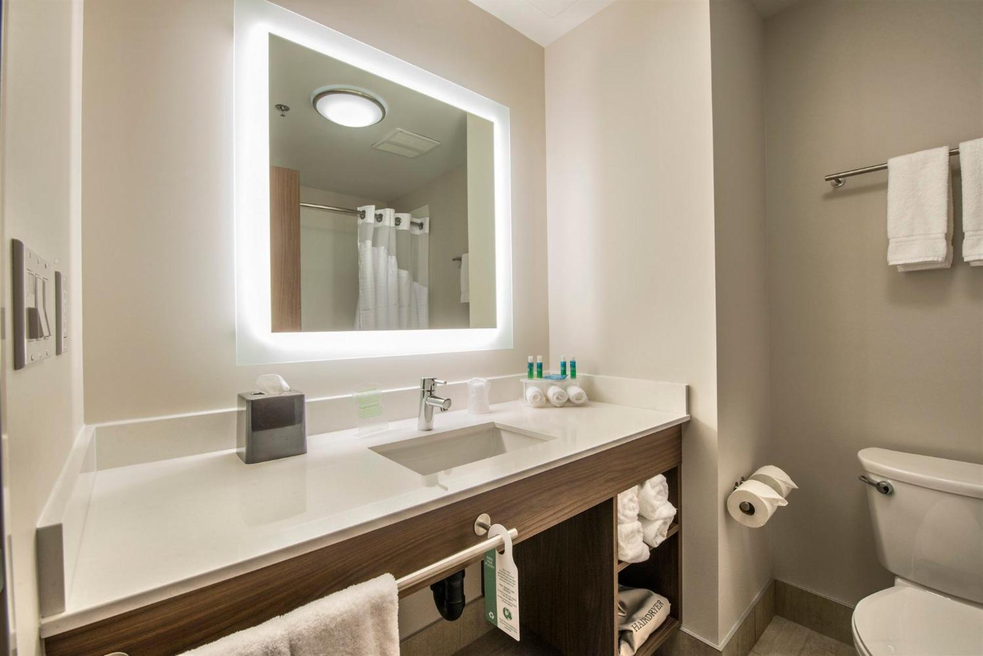 Holiday Inn Express & Suites Victoria-Colwood By Ihg Langford Luaran gambar
